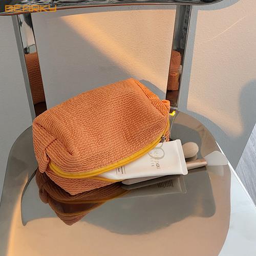 make-up-bag-travel (1)